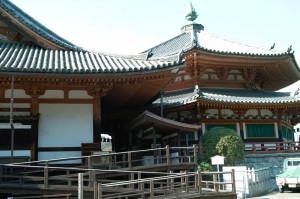 壺阪寺八角円堂